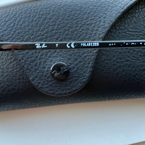 ❌SOLD❌Preowned 💯 Authentic RayBans - Picture 3 of 7